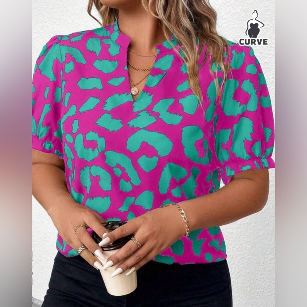 Plus Size
Women Summer Leopard
Print Notched V-Neck
Loose Bubble Sleeve
Blouse